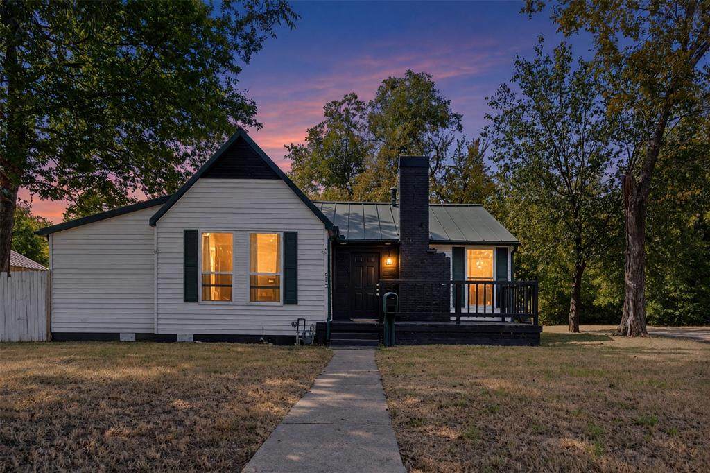 613 Houston Street - Photo 1