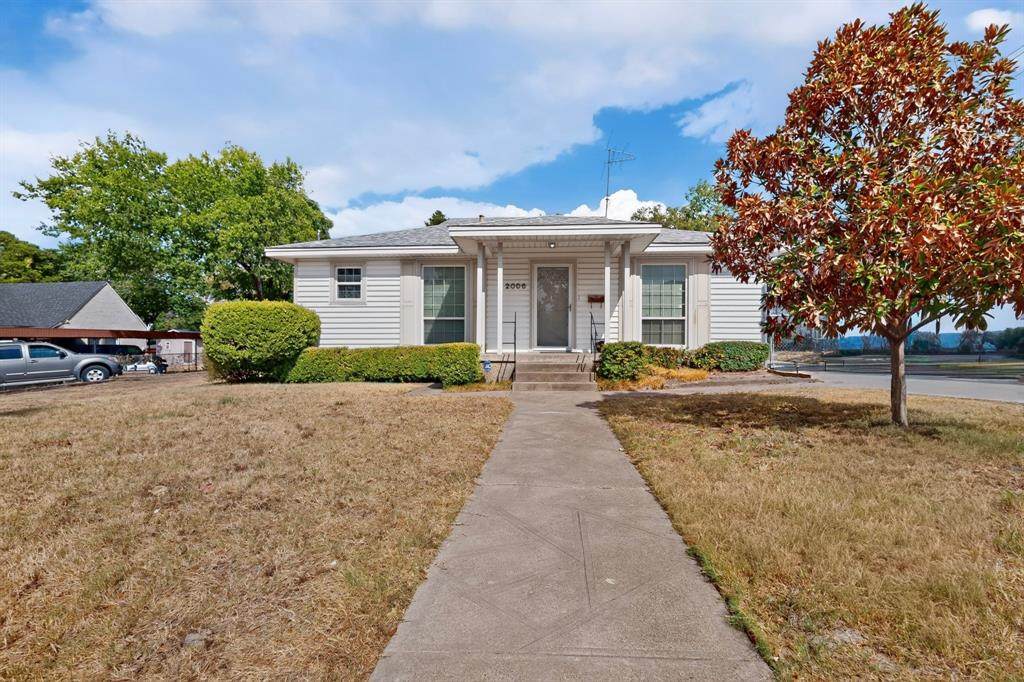 2006 Ewing Avenue - Photo 1