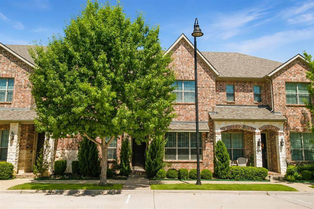 2228 Pinnacle Lane - Photo 1