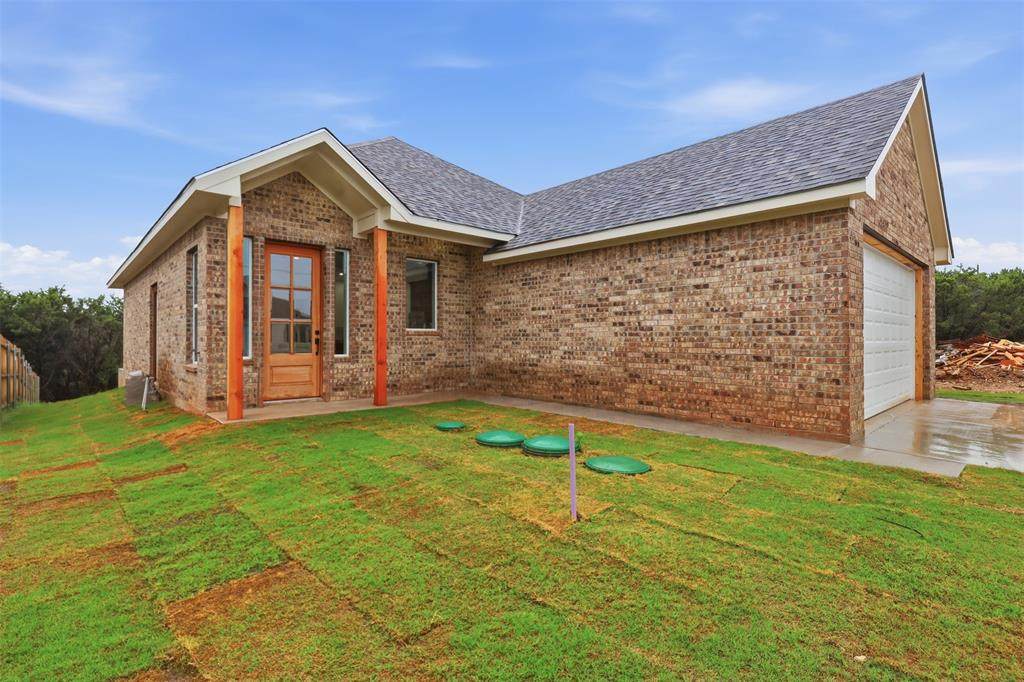 1413 Ridgeview Circle - Photo 1