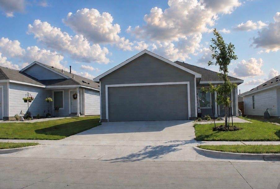 3907 Ontario Way - Photo 1