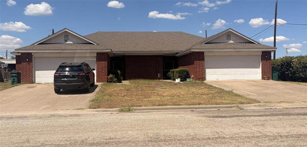 117 Deana Drive - Photo 1