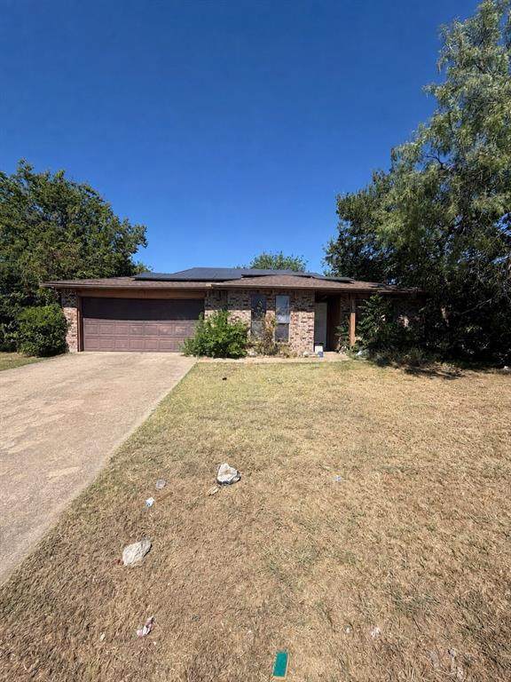 3001 Meadow Circle - Photo 1