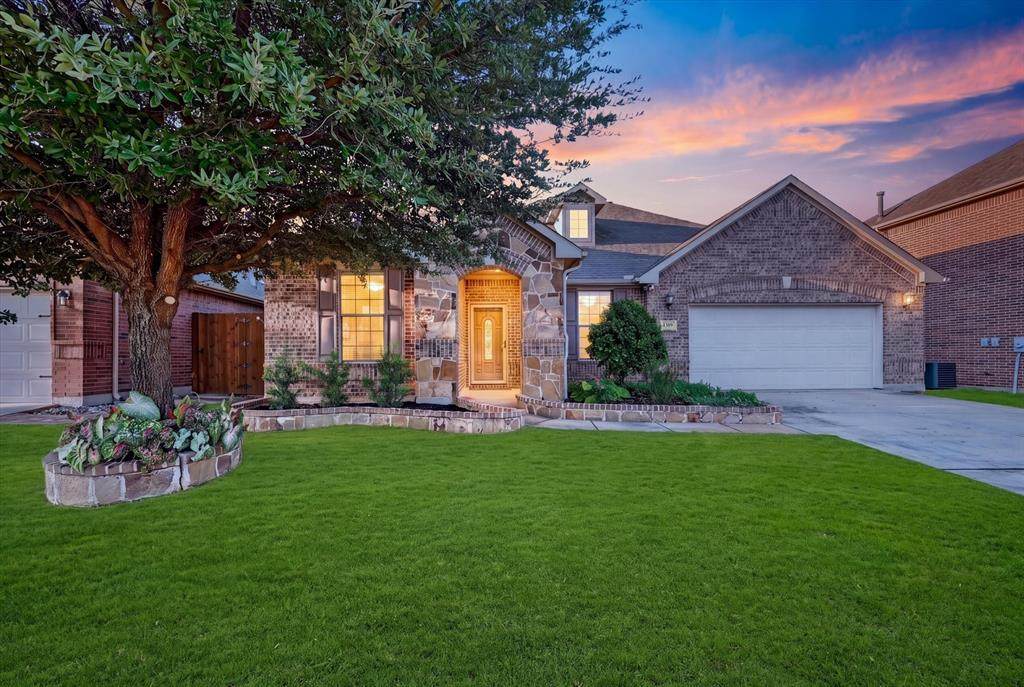 1309 Mesa Crest Drive - Photo 1