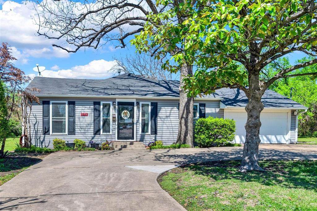 319 Spring Valley Road - Photo 1