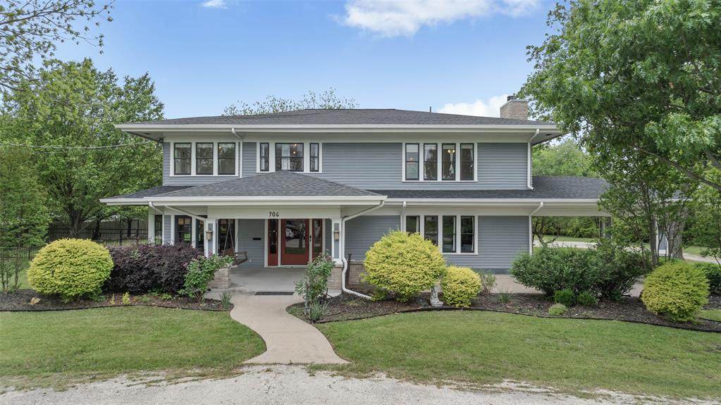 706 Main Street - Photo 1