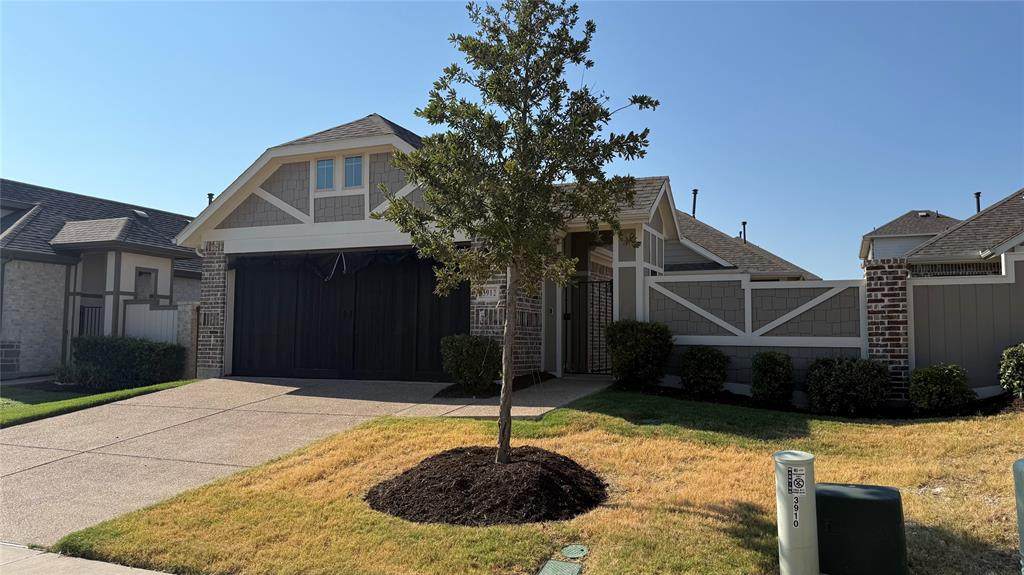 3912 Goldfinch - Photo 1