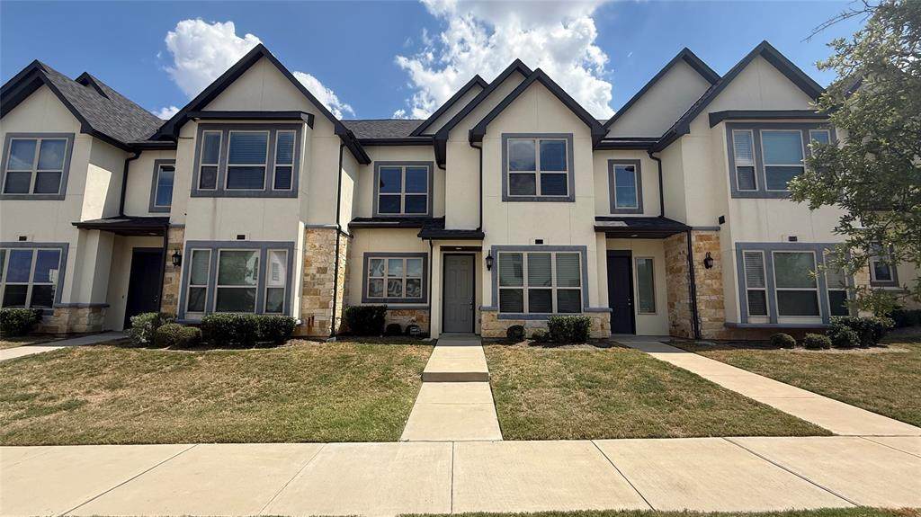 16072 Doe Lake Drive - Photo 1