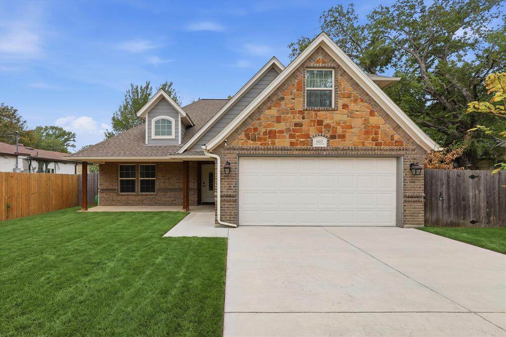 603 Oaklawn Drive - Photo 1