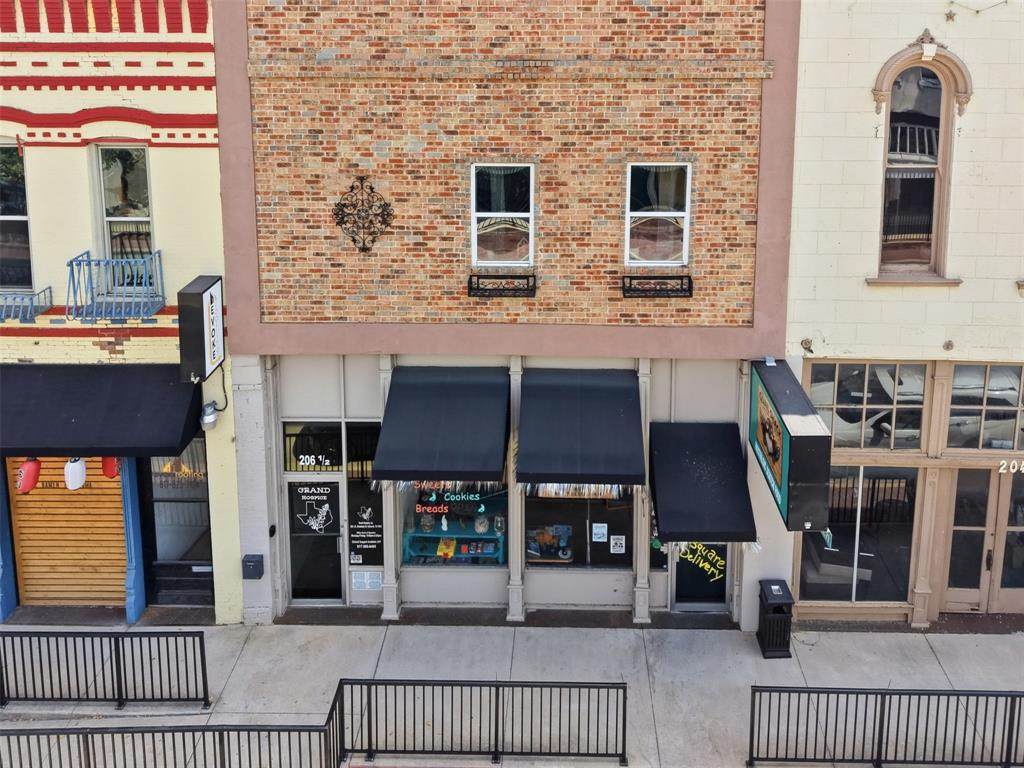 206 Chambers Street - Photo 1