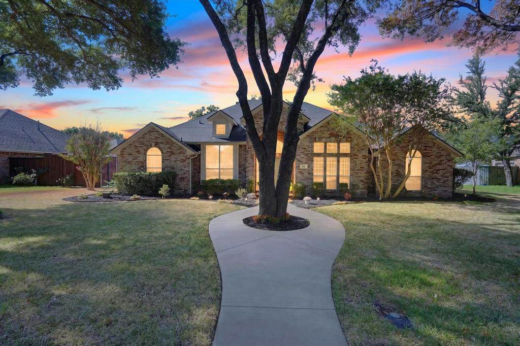 106 Hummingbird Lane - Photo 1