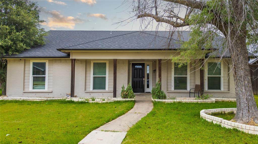 4801 Freeport Drive - Photo 1