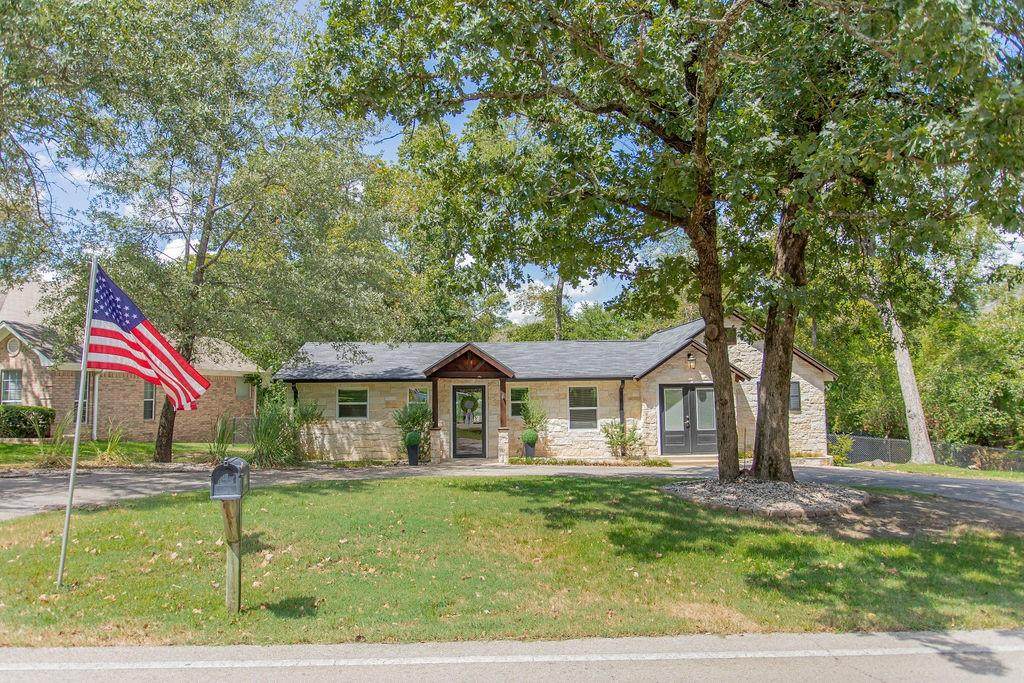 224 Hideaway Lane - Photo 1
