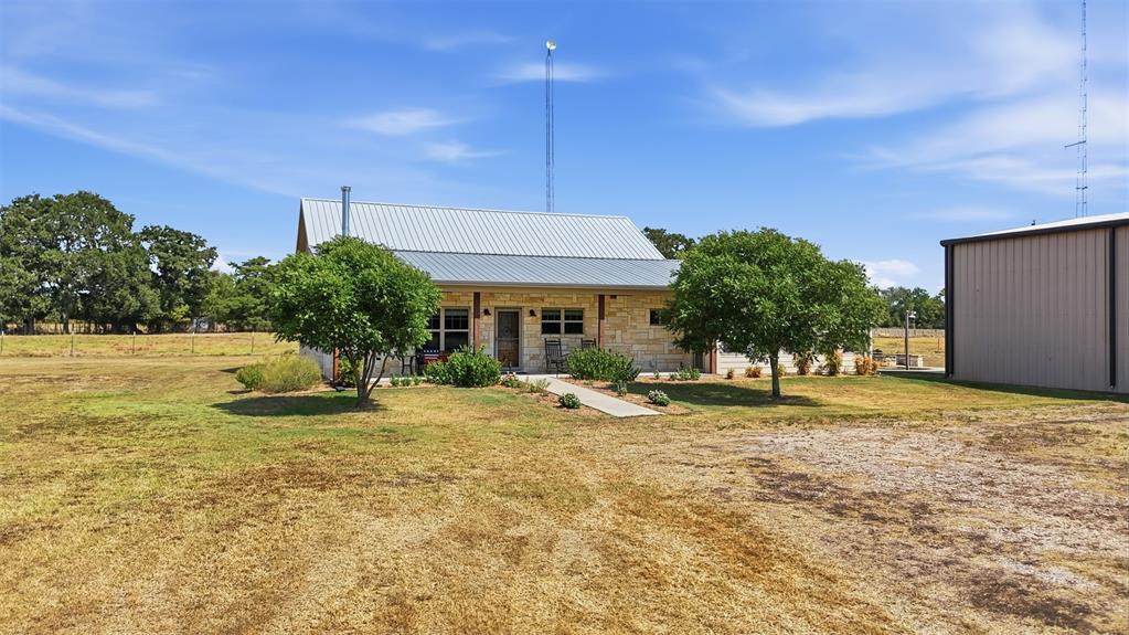 2109 County Road 1185 - Photo 1
