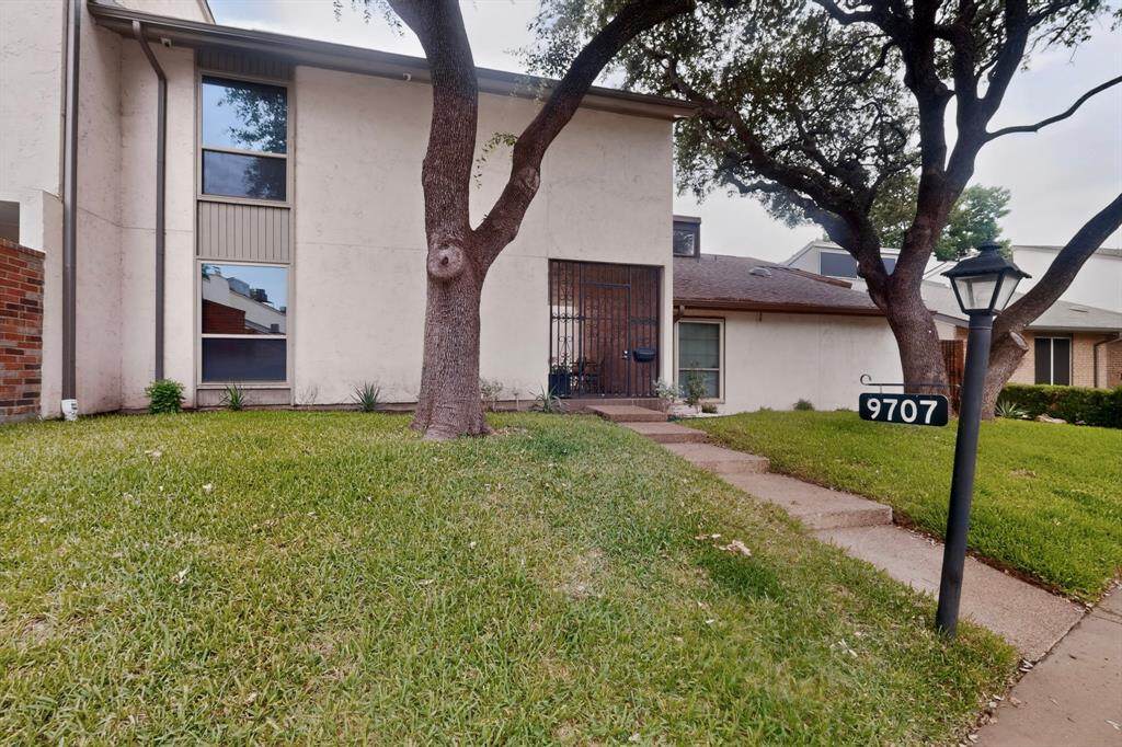 9707 Smokefeather Lane - Photo 1