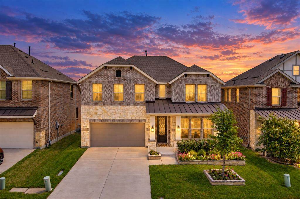 633 Taylor Drive - Photo 1