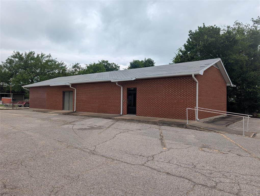 113 10th Street - Photo 1