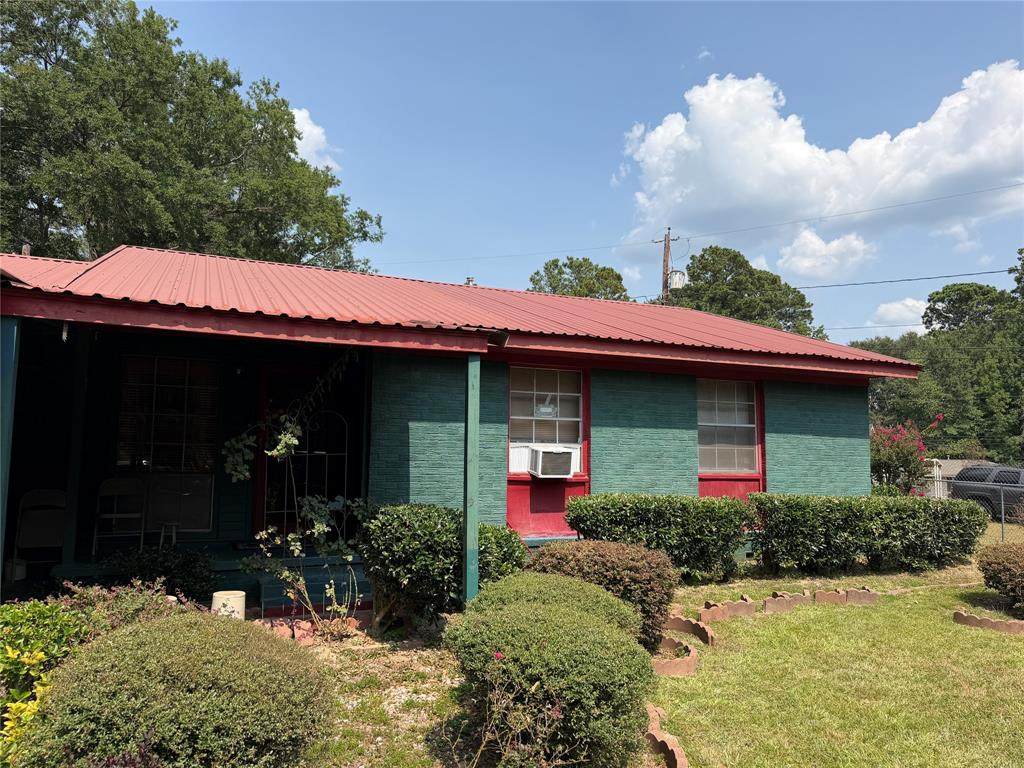 902 Belvedere Drive - Photo 1