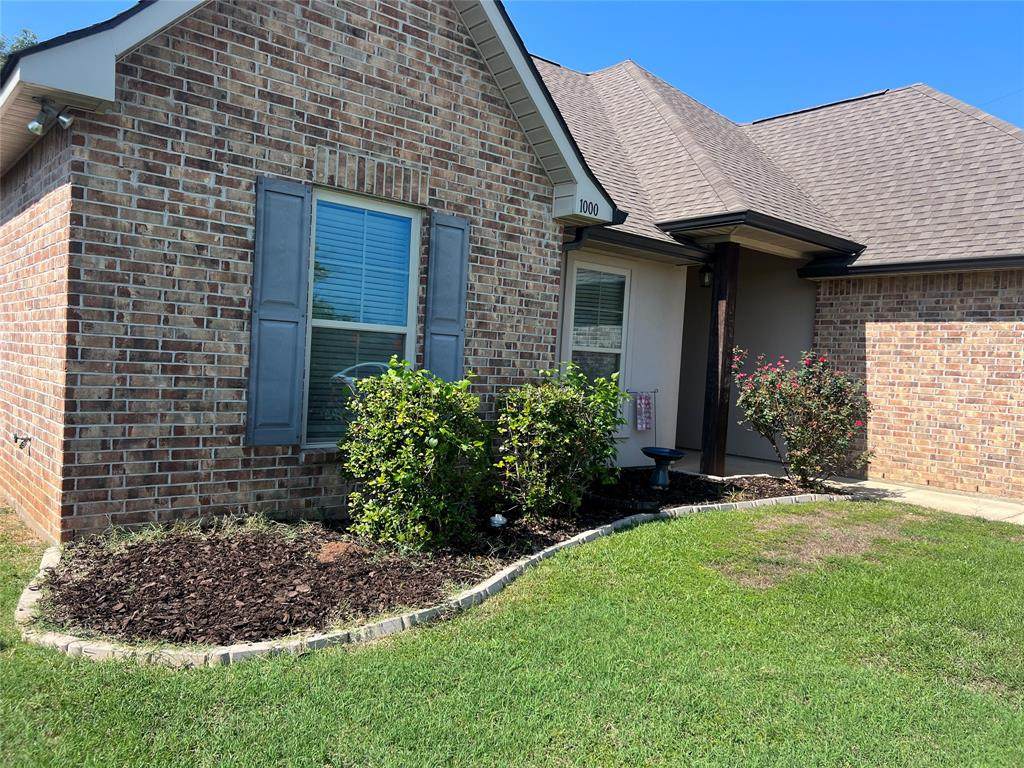 1000 Eli Conner Drive - Photo 1