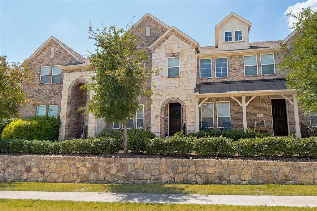 917 Utica Drive - Photo 1