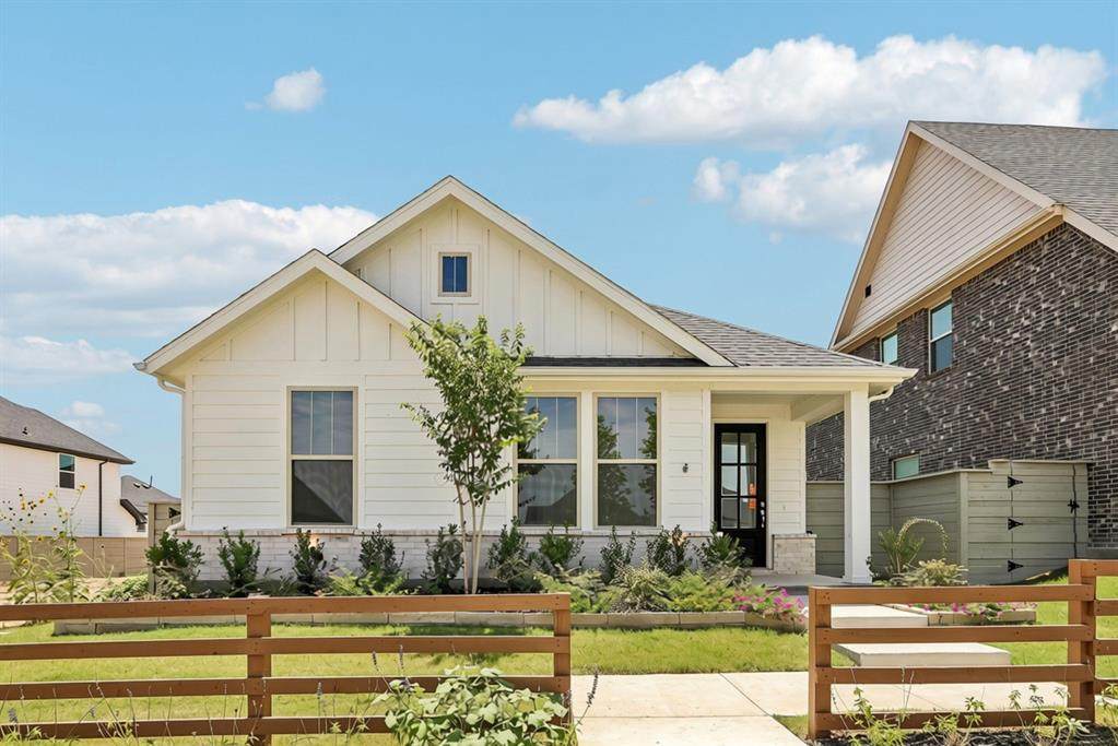 8721 Lacey Oak Drive - Photo 1