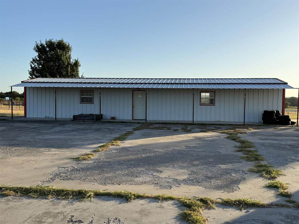 193 County Road 1793 - Photo 1