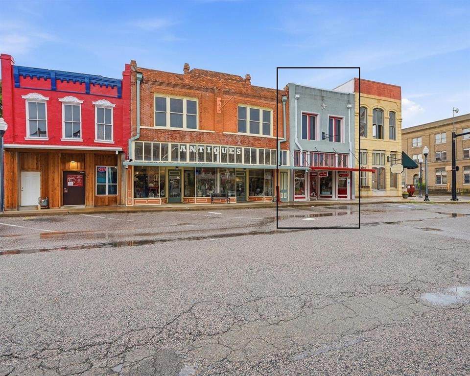325 Main Street - Photo 1