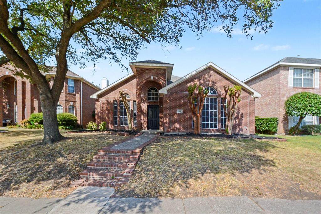 736 Fairlawn Street - Photo 1
