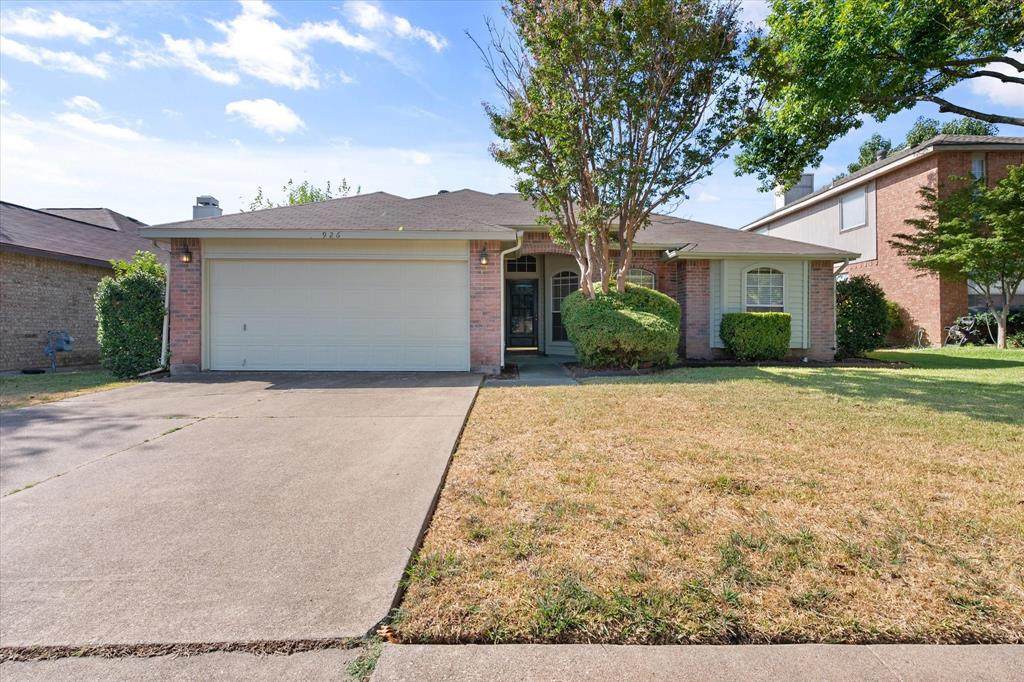 926 Tennis Villa Drive - Photo 1