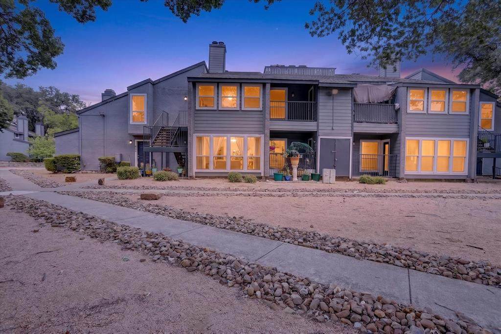 9696 Walnut Street - Photo 1
