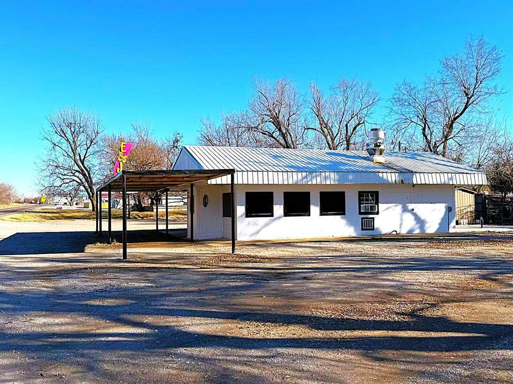 416 Apache Trail Road - Photo 1