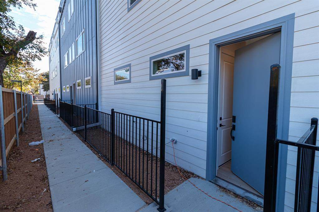 1626 Andrade Place - Photo 1
