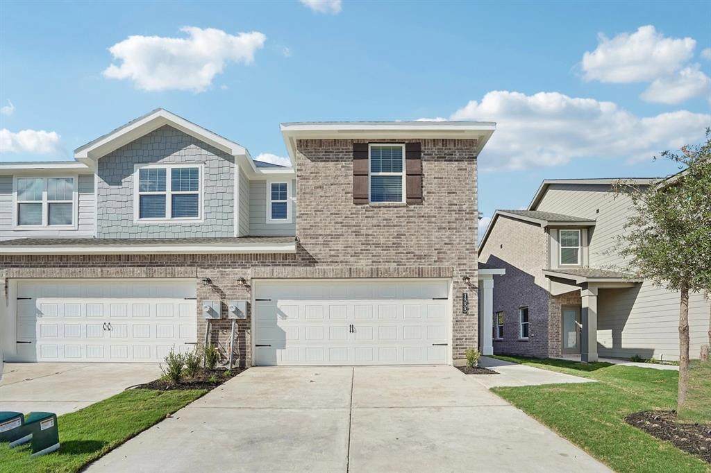 940 Penrose Drive - Photo 1