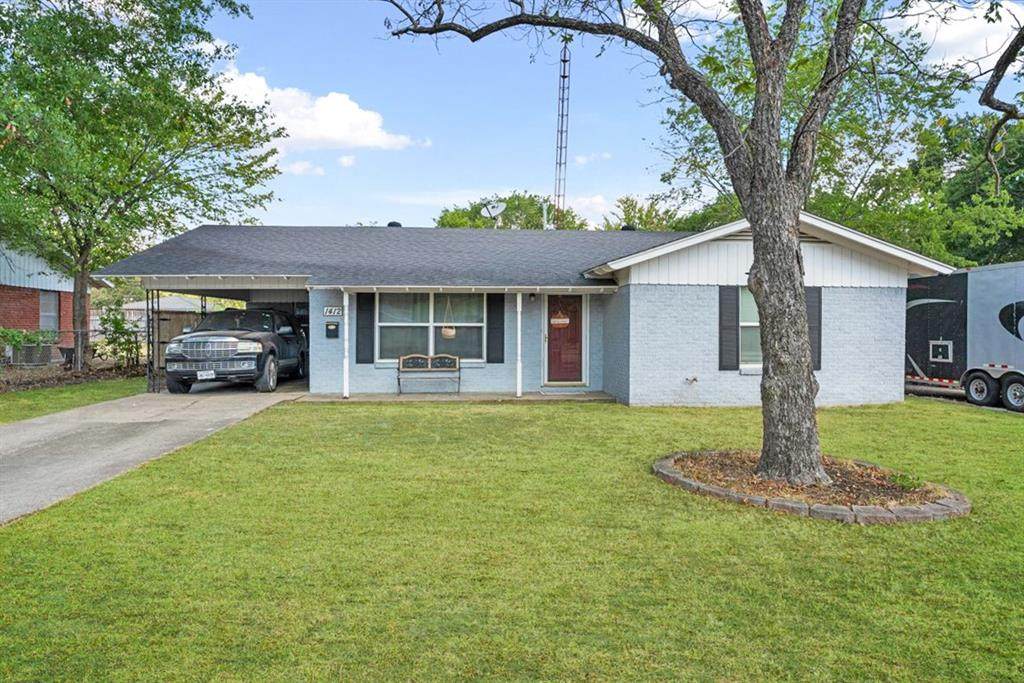 1412 Arlington Drive - Photo 1