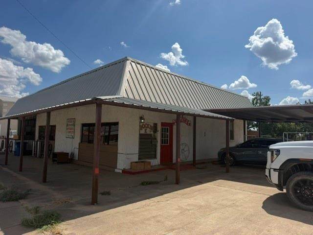 215 8th Street - Photo 1