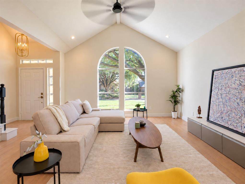 1220 Hyde Park Drive - Photo 1