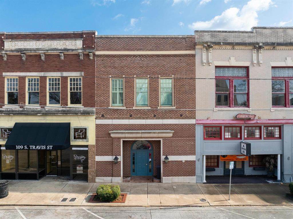 111 Travis Street - Photo 1