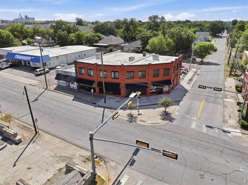 330 Lamar Street - Photo 1
