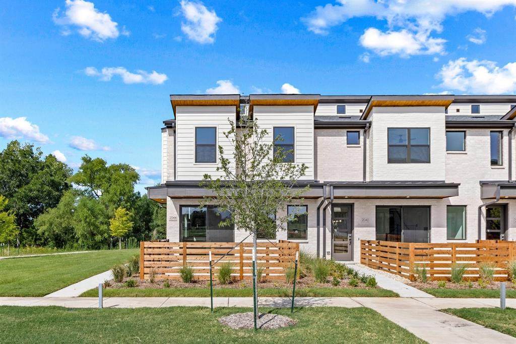 2044 Aldrich Mews - Photo 1