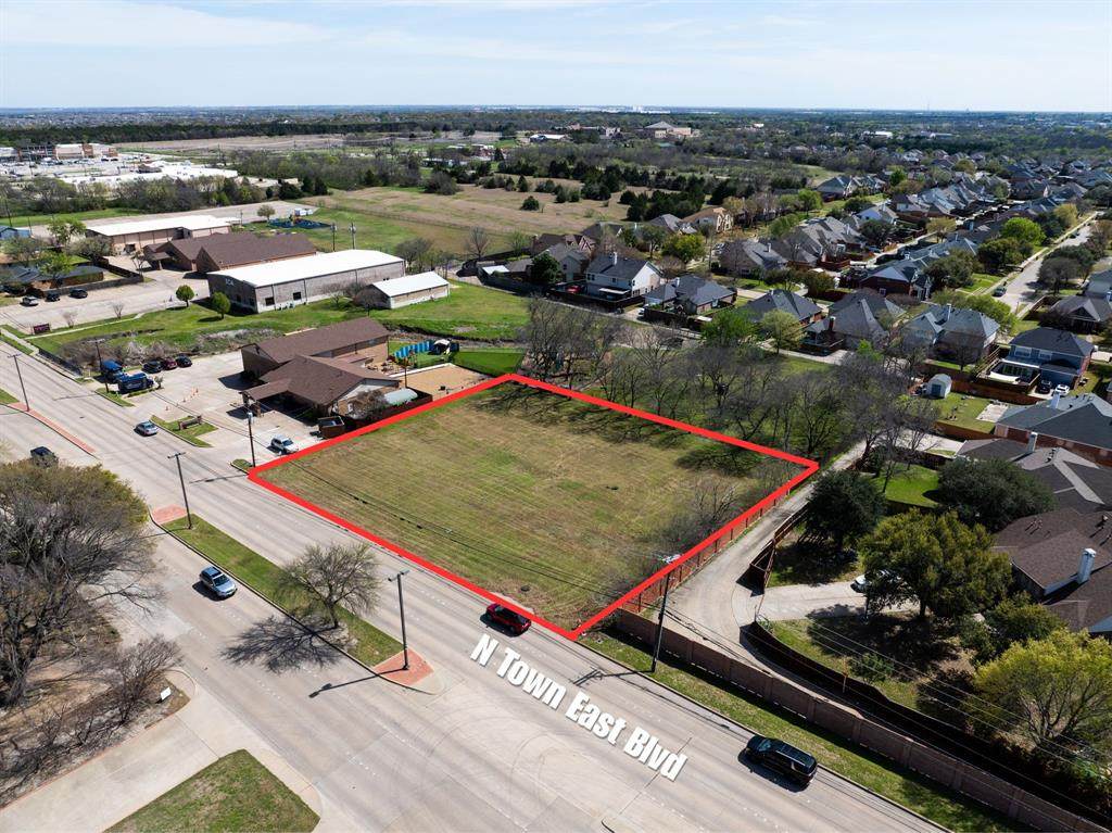 330 Town East Boulevard - Photo 1