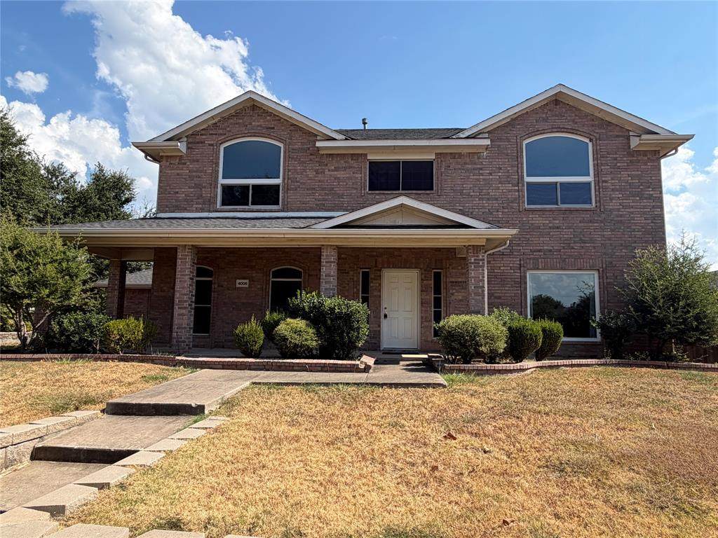4006 Pointe Loma Drive - Photo 1
