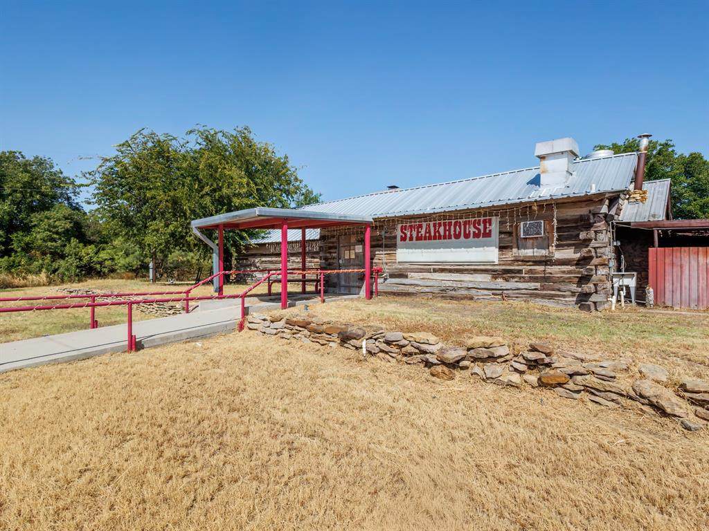 914 Highway 84 Bypass - Photo 1
