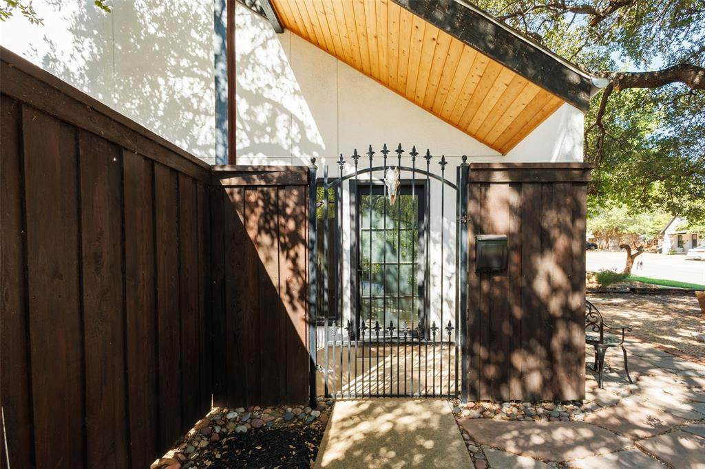 3701 5th Street - Photo 1
