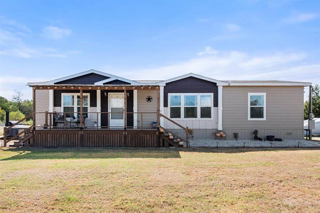 822 County Road 3100 - Photo 1