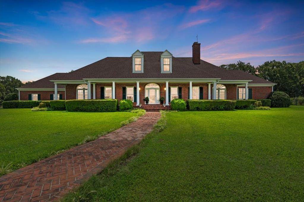 502 County Road 42520 - Photo 1