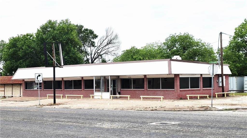 301 Ellis Street - Photo 1