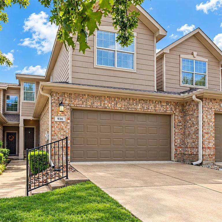 936 Cypress Creek Drive - Photo 1