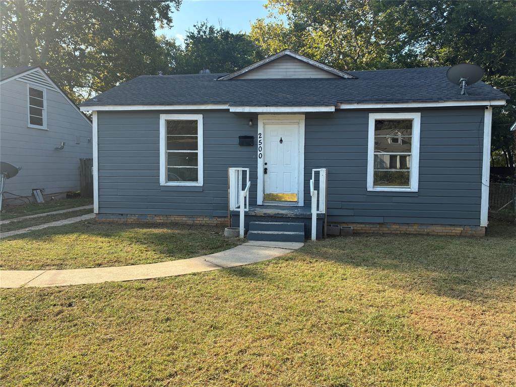 2500 Broadway Drive - Photo 1