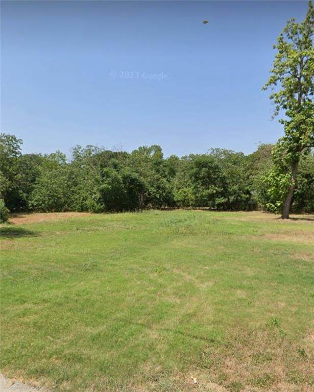 620 Hatton Street - Photo 1