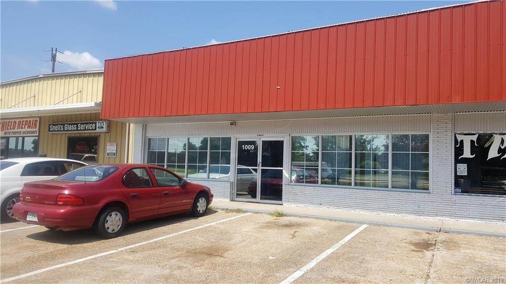 2910 Barksdale Boulevard - Photo 1